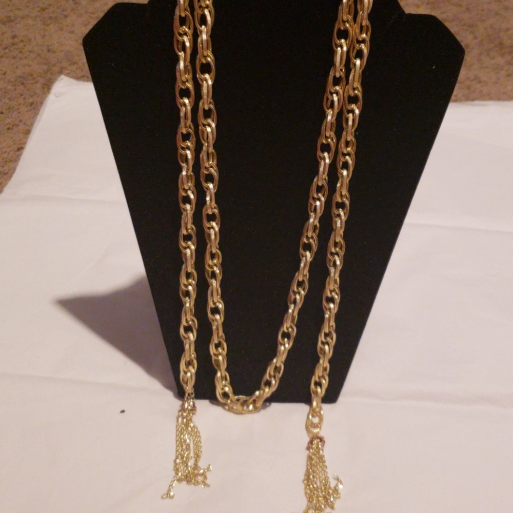 Gold rope necklace set